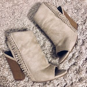 Coconut by Mattise brand Peep-toe suede booties